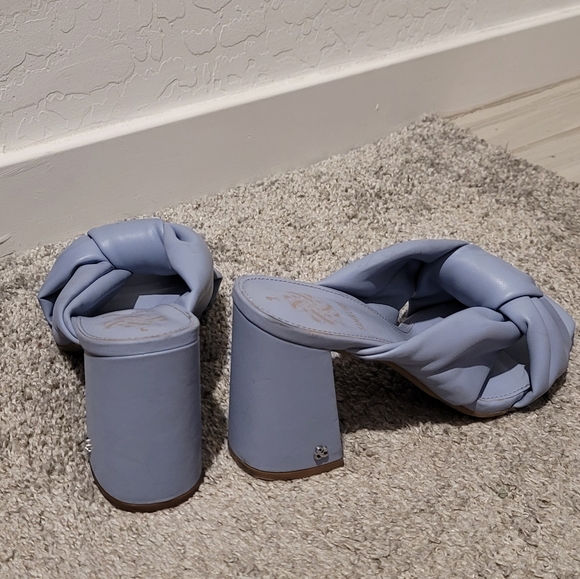 SAM & LIBBY Periwinkle Open Toe Chunky Heel Mule - Picture 4 of 5